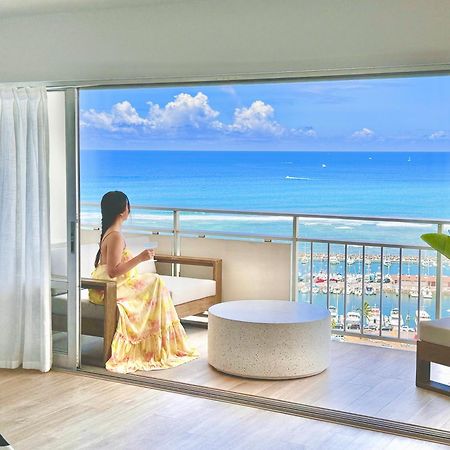 Panoramic Oceanview Resort - Full Kitchen In Each Room, 2 Swimming Pools, Onsite Restaurants, Fireworks Every Friday Honolulu Kültér fotó