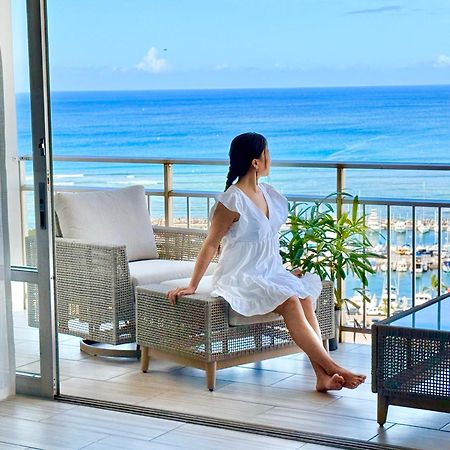 Panoramic Oceanview Resort - Full Kitchen In Each Room, 2 Swimming Pools, Onsite Restaurants, Fireworks Every Friday Honolulu Kültér fotó